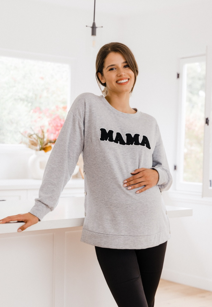 Maternity graphic tee. Pregnancy t-shirts. Maternity clothes. Cute maternity outfits. Pregnancy attire.  Maternity boutique. Maternity shops Canada. Maternity fashion Canada.