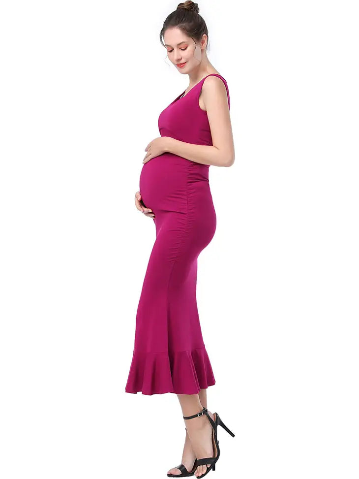 Maternity clothes. Cute maternity outfits. Pregnancy attire.  Maternity boutique. Maternity shops Canada. Maternity fashion Canada.   Maternity sundress. Baby shower dresses.