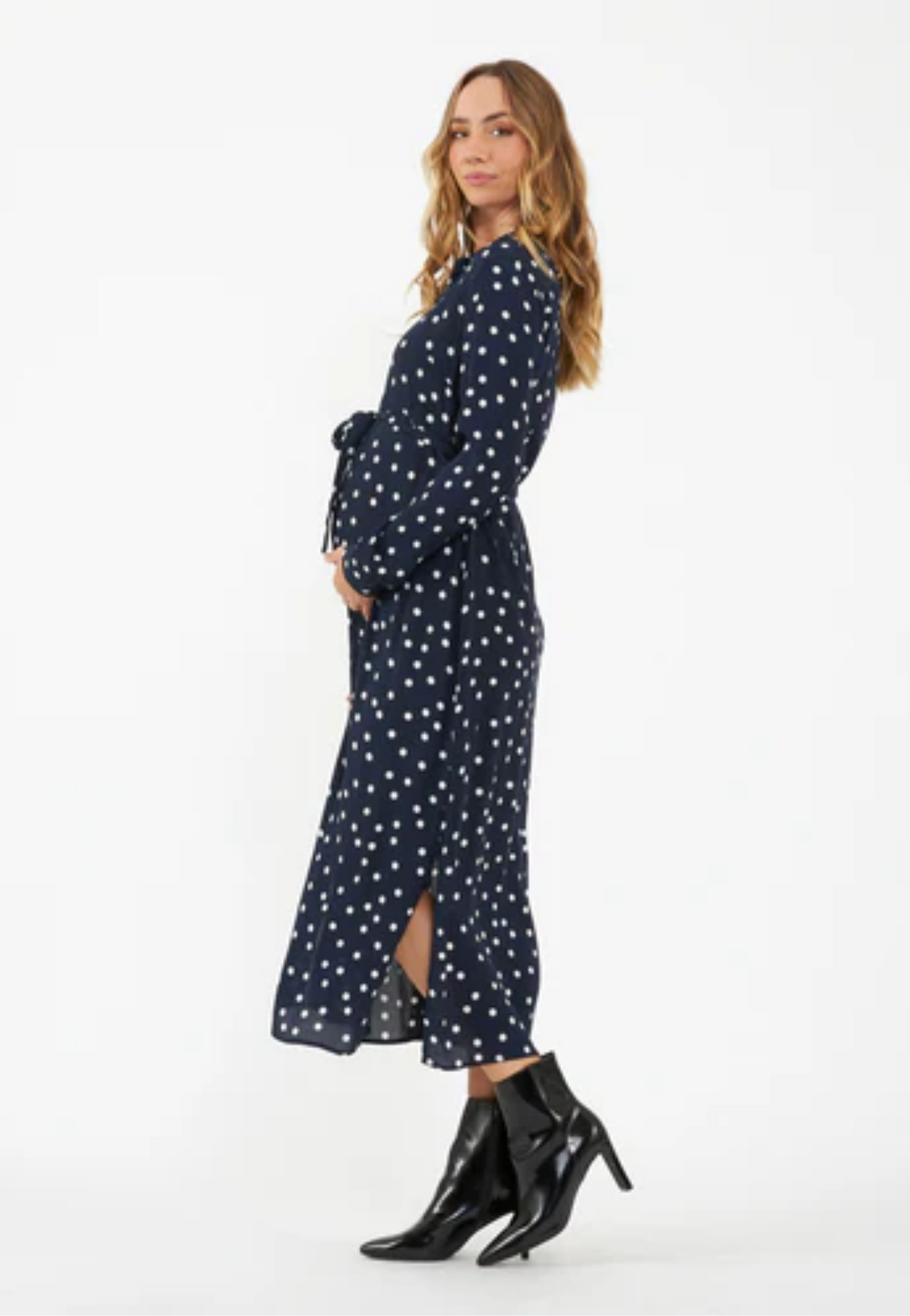 Maternity stores. Nursing Canada. Nursing top. Motherhood brand. Motherhood maternity. Maternity apparel. Maternity boutique. Maternity near me. Maternity stores near me. Maternity dress clothes. Cute maternity outfits