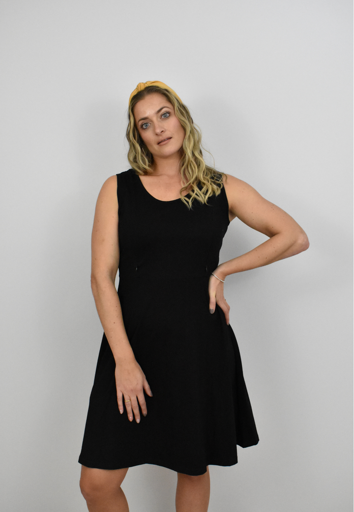 Affordable maternity clothing Canada. Maternity clothes Calgary. Maternity clothes Canada. Nursing dresses for breastfeeding. Free Shipping.