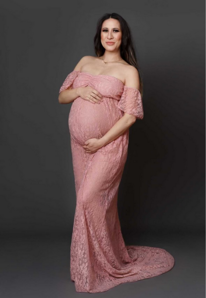 Maternity boutique. Maternity shops Canada. Maternity fashion Canada.   Maternity sundress. Baby shower dresses.